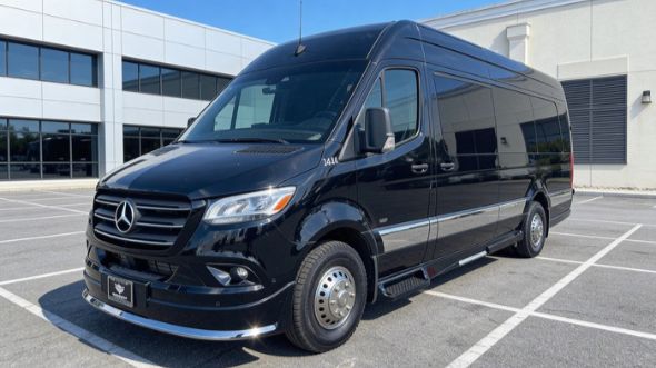 10 passenger sprinter van san diego