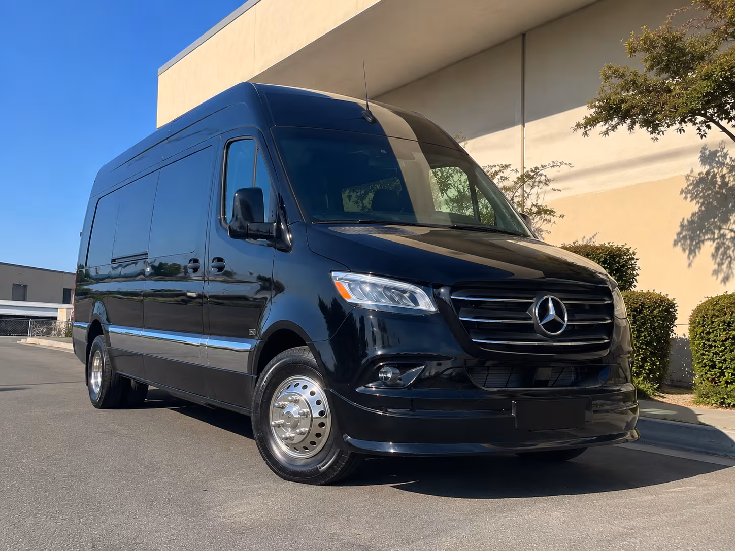 find the perfect transportation for your next corporate event 2